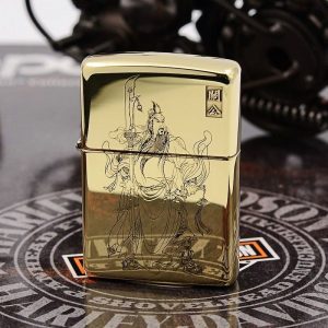 bật lửa zippo họa tiết màu vàng