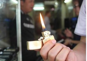 Cấu tạo bật lửa zippo