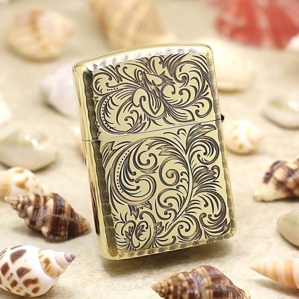 bật lửa zippo họa tiếc màu vàng