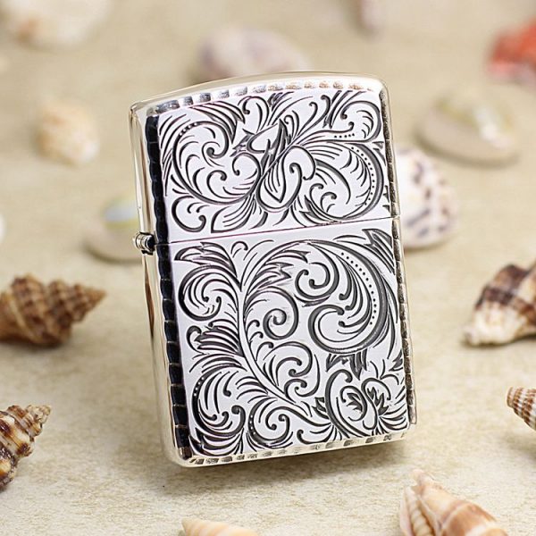 bật lửa zippo họa tiếc màu bạc