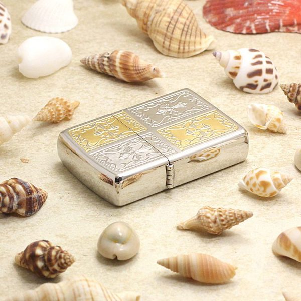 bật lửa zippo họa tiết màu vàng bạc