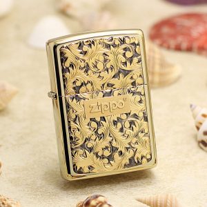 bật lửa zippo họa tiết màu vàng