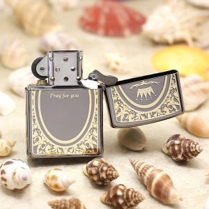 bật lửa zippo họa tiết màu vàng bạc