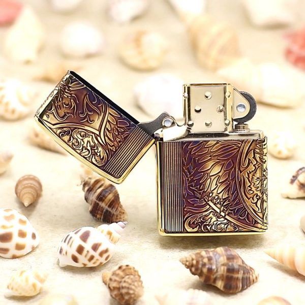 bật lửa zippo họa tiếc màu vàng