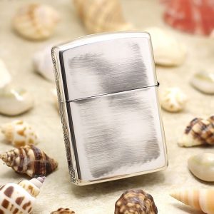 bật lửa zippo màu bạc