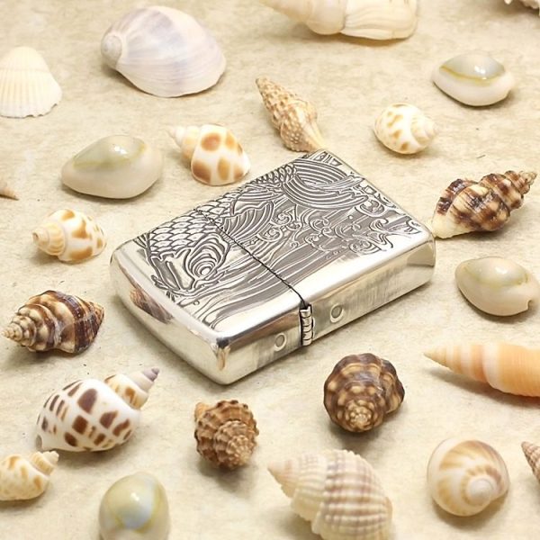 bật lửa zippo họa tiếc màu bạc