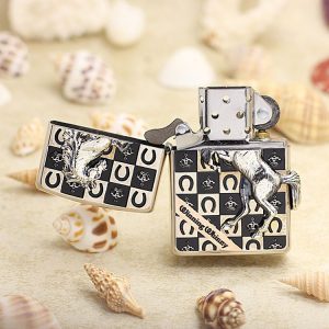 bật lửa zippo họa tiết màu vàng