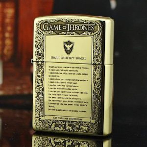 bật lửa zippo họa tiết màu vàng