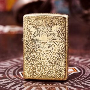 bật lửa zippo họa tiết màu vàng