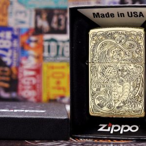 bật lửa zippo họa tiết màu vàng