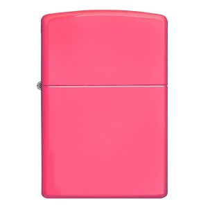 Bật lửa zippo được điêu khắc với vẻ đẹp sang trọng, thời thượng